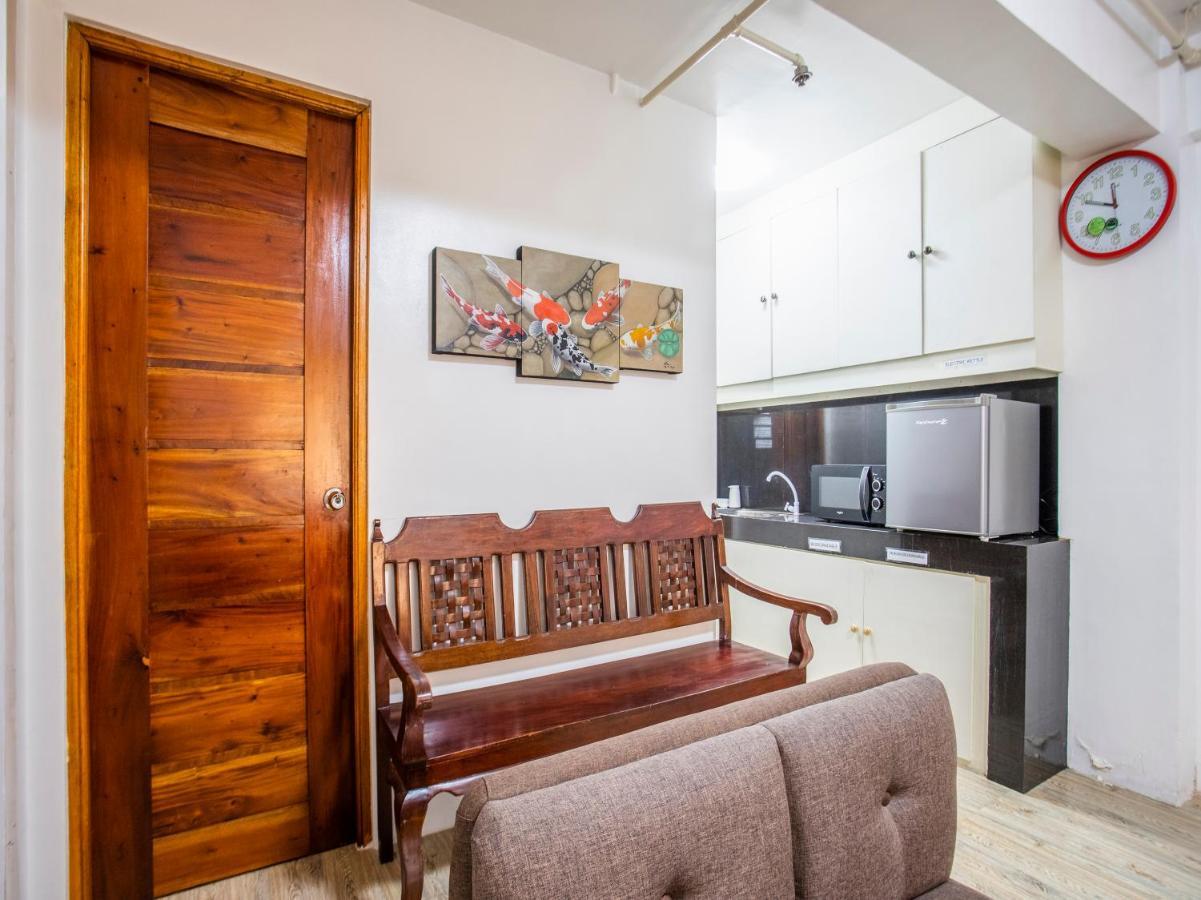 Capital O 806 Pattaui Residences Taguig Eksteriør billede